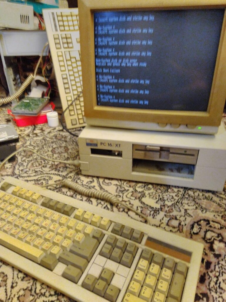 IBM PC/XT-совместимый компьютер, процессор Intel 8088 (1989, Индия)